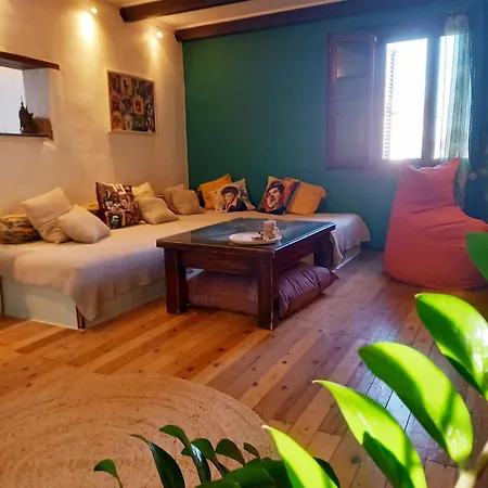 Semesterbostad Ioli's - Medieval Town