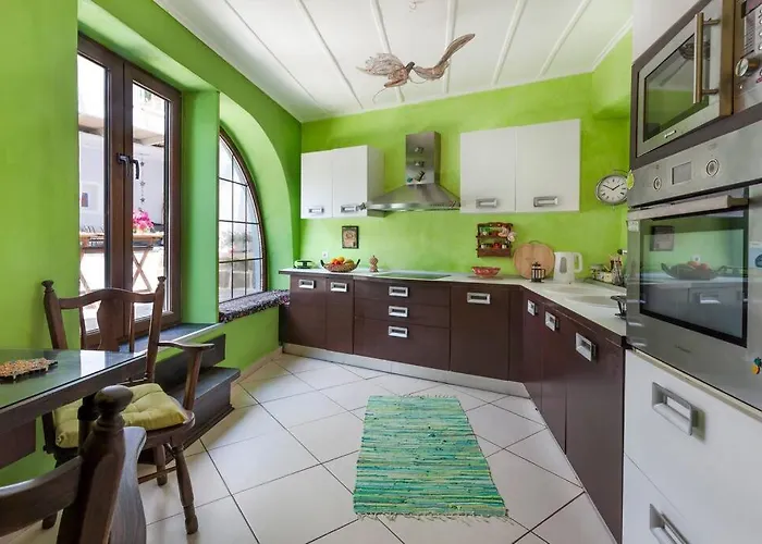 Nyaraló Ioli's - Medieval Town Rhodes City